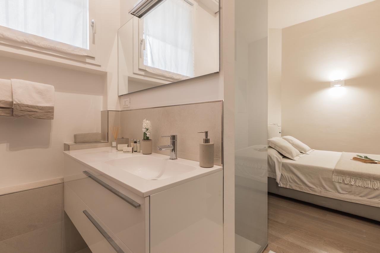 San Francesco Luxury Suite - Adult Only โบโลญญา ภายนอก รูปภาพ