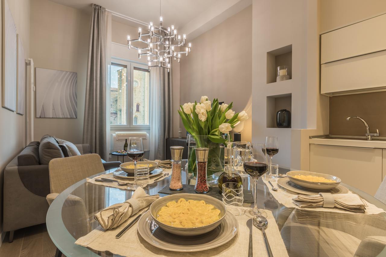 San Francesco Luxury Suite - Adult Only โบโลญญา ภายนอก รูปภาพ